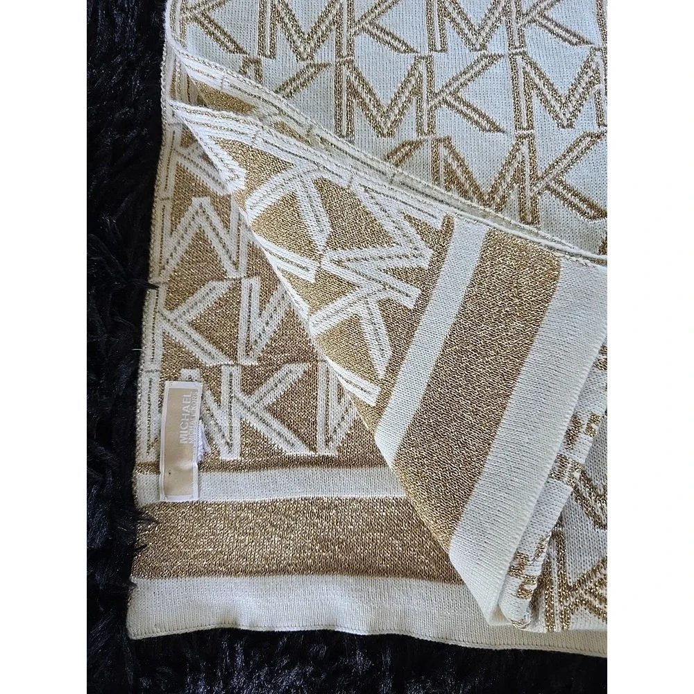 MICHAEL KORS MK Initials Signature Neck Scarf Cream‎ And Gold MSRP $78 63 Inches